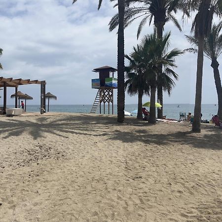 Stunning Apartment 50 Meters From The Sea Benalmádena Exteriör bild