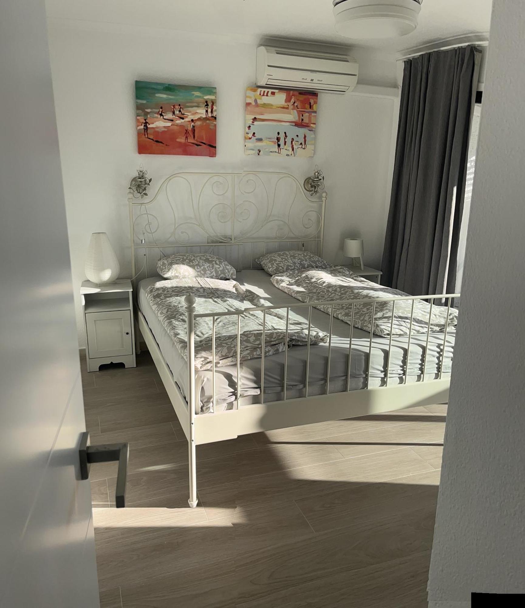 Stunning Apartment 50 Meters From The Sea Benalmádena Exteriör bild