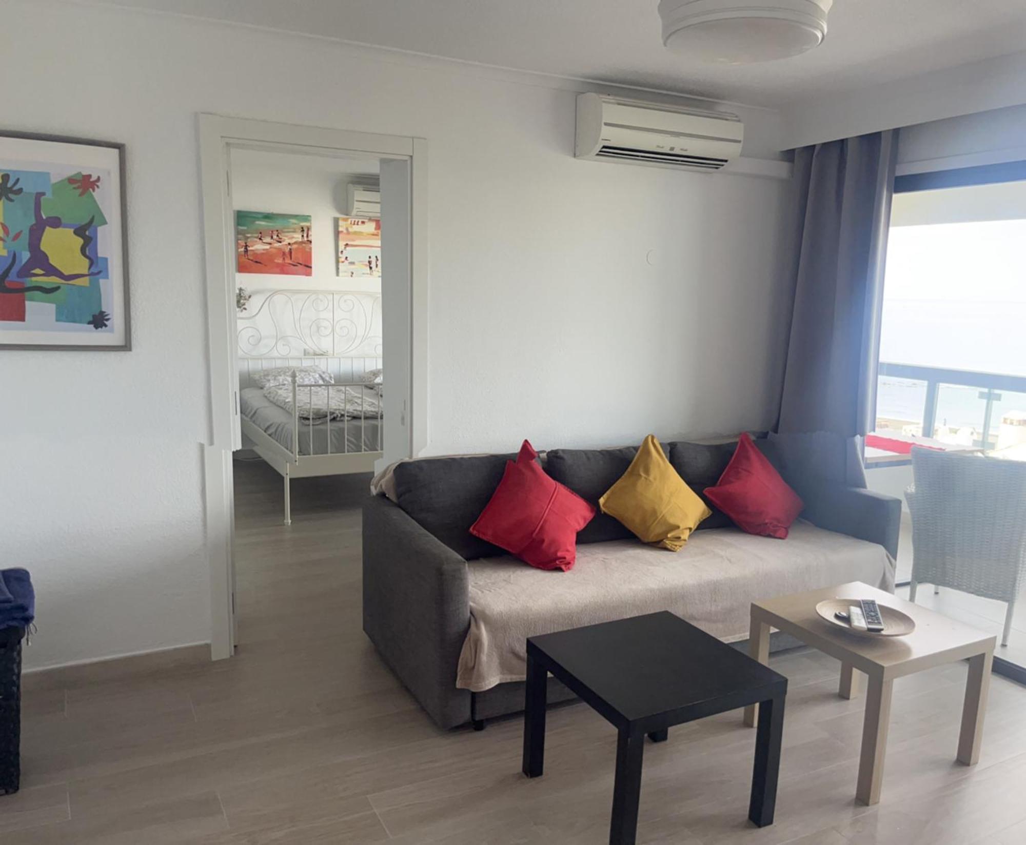 Stunning Apartment 50 Meters From The Sea Benalmádena Exteriör bild